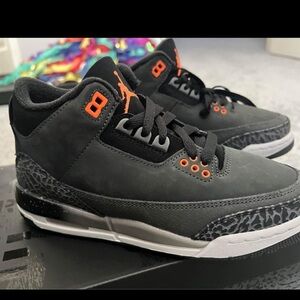 4.5 big kids Jordan 3 retros never worn
